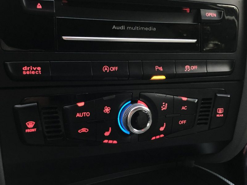 Audi A4 B8 LIFT Avant 2013r 2.0 TDI 177KM Jasne wnętrze Automat Led Navi Xenon B8 (2007-2015)