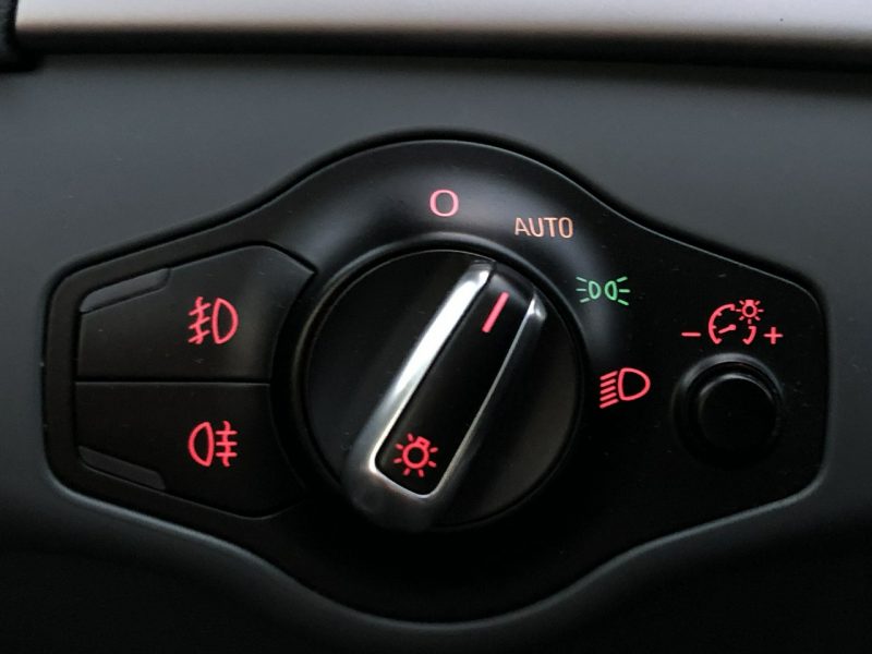 Audi A4 B8 LIFT Avant 2013r 2.0 TDI 177KM Jasne wnętrze Automat Led Navi Xenon B8 (2007-2015)