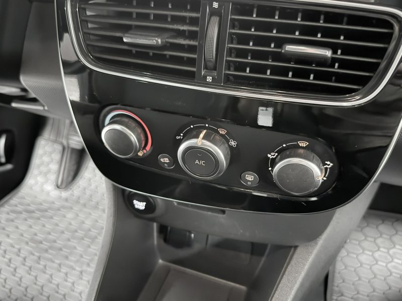 Renault Clio 900TCe 90KM*Limited*Navi GPS*Klima*Tempomat*Chrom*Led*Alu 16 IV (2012-)