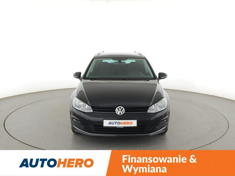 Volkswagen Golf Comfortline PDC grzane fotele climatronic tempomat VII (2012-)