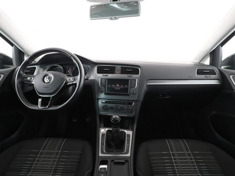 Volkswagen Golf Comfortline PDC grzane fotele climatronic tempomat VII (2012-)