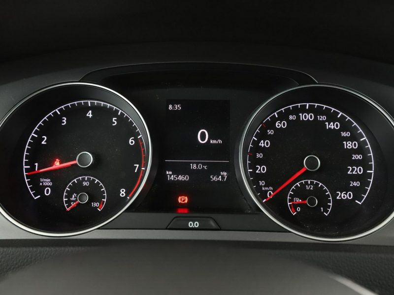 Volkswagen Golf Comfortline PDC grzane fotele climatronic tempomat VII (2012-)