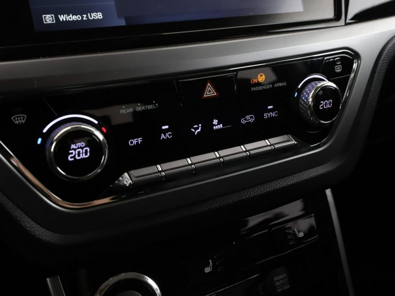 SsangYong Korando automat navi kamera grzane fotele półskóra klima-auto ACC V (2019-)