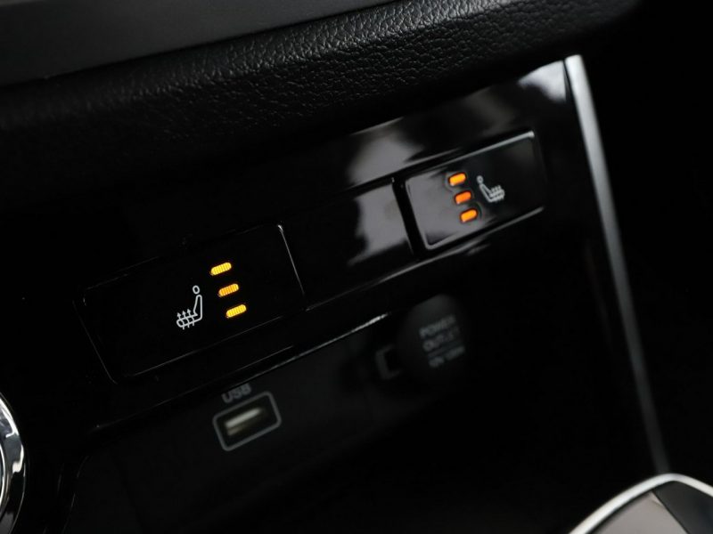 SsangYong Korando automat navi kamera grzane fotele półskóra klima-auto ACC V (2019-)