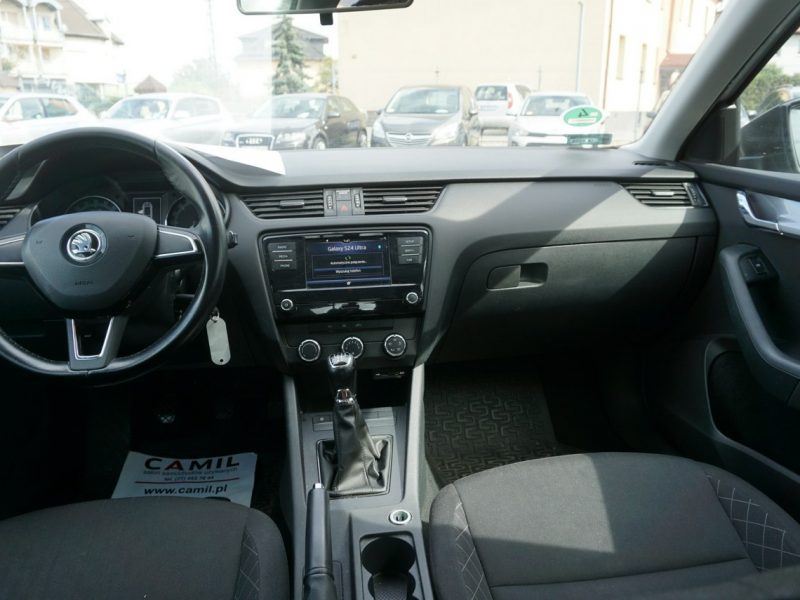 Škoda Octavia polski salon, kombi III (2013-)