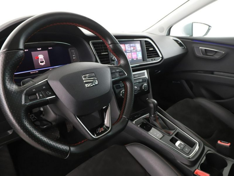 Seat Leon FR automat alcantara virtual panorama ACC grzane fotele PDC-kamera LED III (2012-)