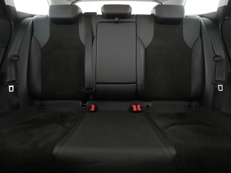 Seat Leon FR automat alcantara virtual panorama ACC grzane fotele PDC-kamera LED III (2012-)