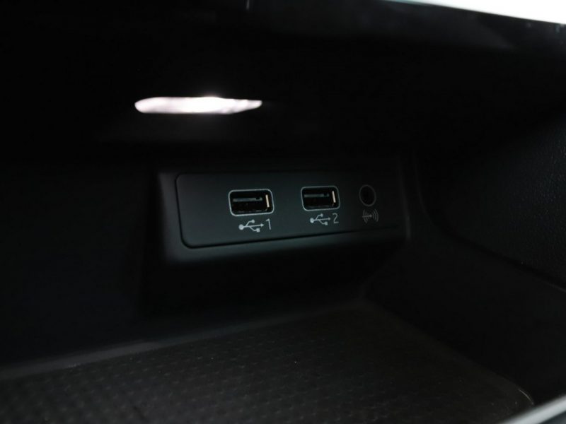 Seat Leon FR automat alcantara virtual panorama ACC grzane fotele PDC-kamera LED III (2012-)
