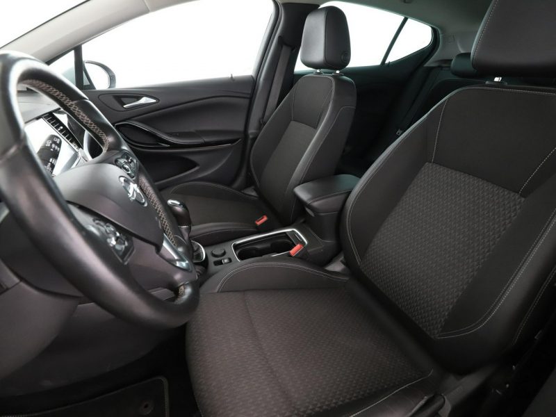 Opel Astra Innovation 200KM kamera grzane fotele+kier. klima auto. navi tempomat K (2015-2021)