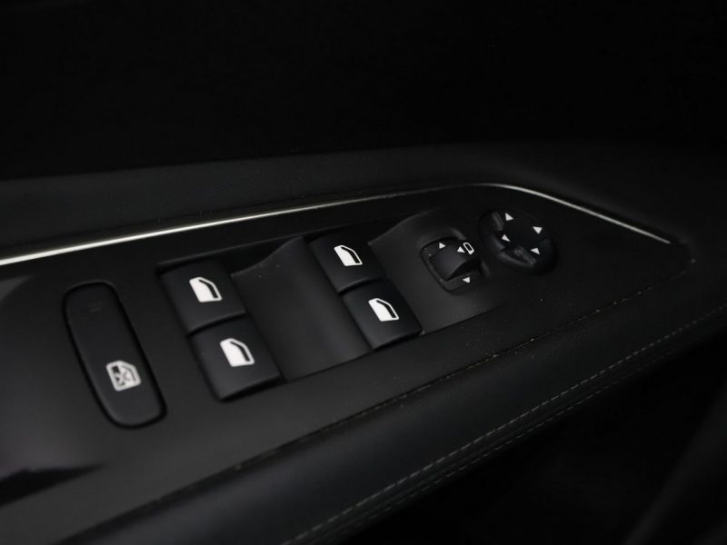 Peugeot 3008 Allure Business automat navi kamera tempomat el.klapa półskóra LED II (2016-)