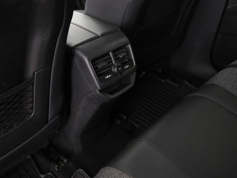 Peugeot 3008 Allure Business automat navi kamera tempomat el.klapa półskóra LED II (2016-)