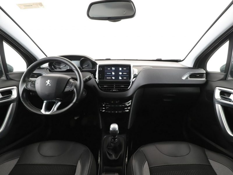 Peugeot 2008 półskóra navi klima auto kamera i czujniki parkowania II (2019-)