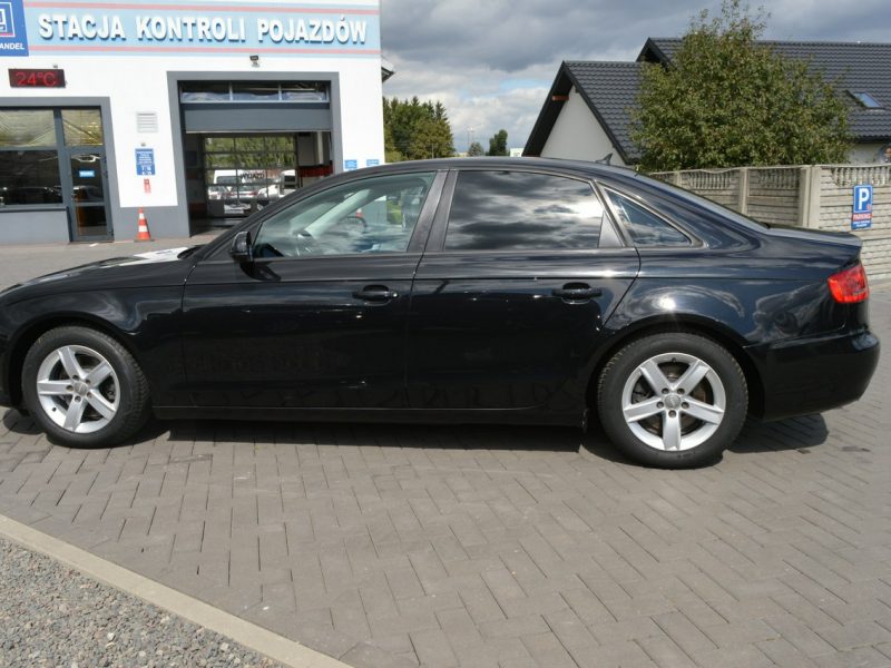 Audi A4 2.0 TDI Serwis Skóra NAVI Bluetooth 224 tys.km B8 (2007-2015)