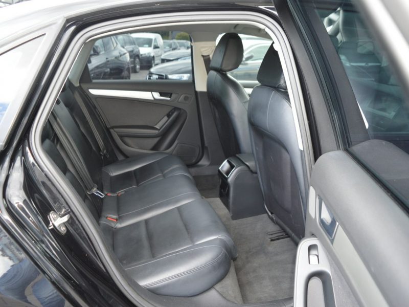 Audi A4 2.0 TDI Serwis Skóra NAVI Bluetooth 224 tys.km B8 (2007-2015)