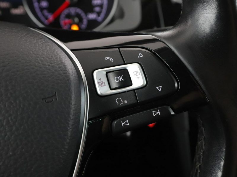 Volkswagen Golf Allstar navi PDC grzane fotele climatronic tempomat VII (2012-)