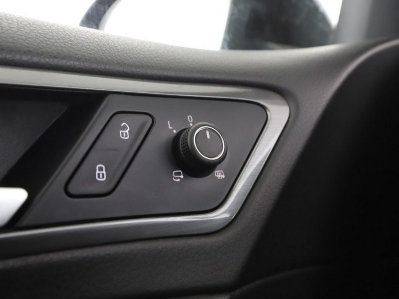 Volkswagen Golf Allstar navi PDC grzane fotele climatronic tempomat VII (2012-)