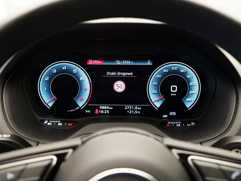 Audi Q2 30TFSI 116 KM Led Bluetooth Klimatronic AsystenciPreSense Tempomat