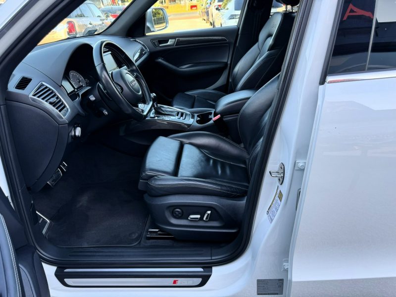 Audi SQ5 Panorama dach, Skórzana tapicerka, Podgrzewane fotele, Światła LED 8R (2013-)