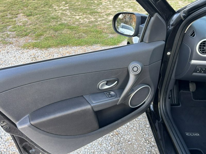 Renault Clio Super stan III (2005-2012)