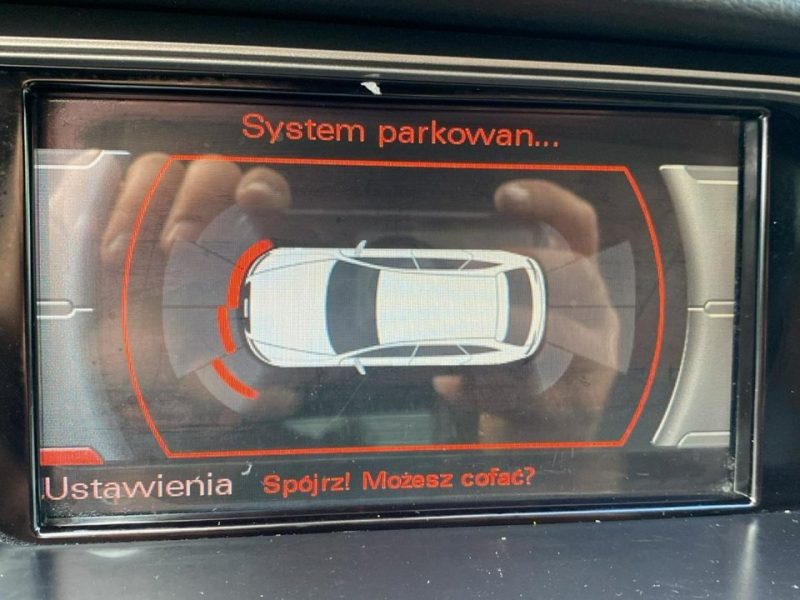 Audi A4 Audi A4 B8 2.0 TDI 143km 2008r Alu 18 zawieszenie s-line B8 (2007-2015)