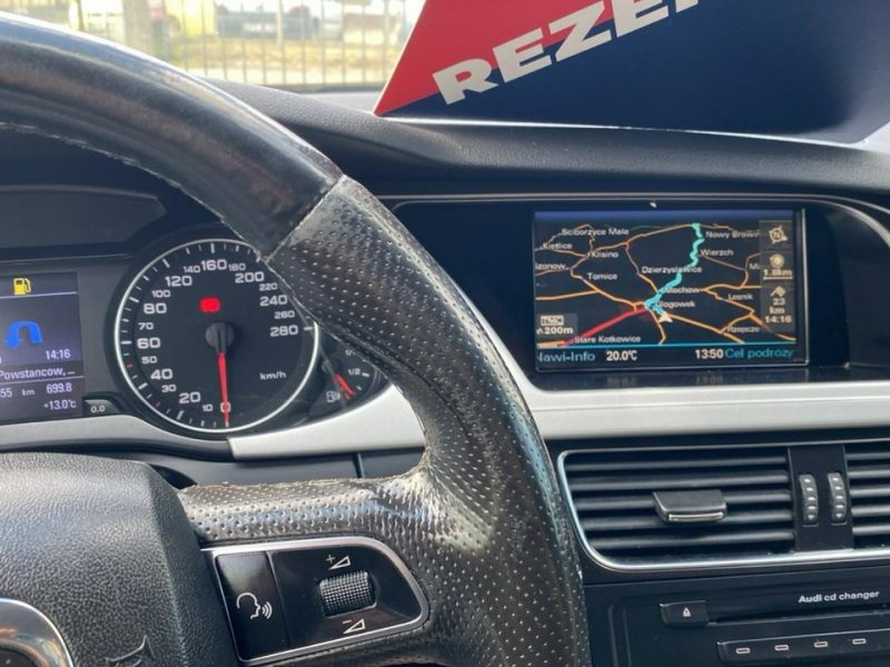 Audi A4 Audi A4 B8 2.0 TDI 143km 2008r Alu 18 zawieszenie s-line B8 (2007-2015)
