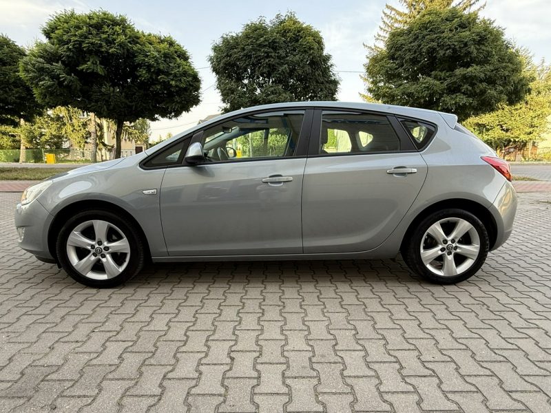 Opel Astra Opel Astra J 1.4T 2011r Klimatyzacja Serwis Alu Hatchback Zarejestrowa J (2009-2019)
