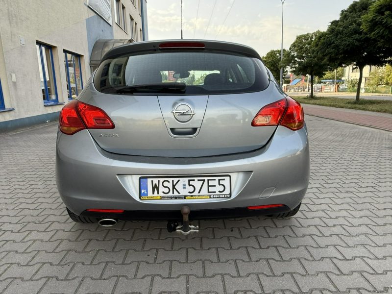 Opel Astra Opel Astra J 1.4T 2011r Klimatyzacja Serwis Alu Hatchback Zarejestrowa J (2009-2019)