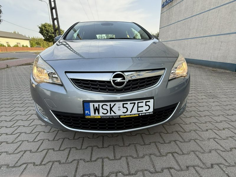 Opel Astra Opel Astra J 1.4T 2011r Klimatyzacja Serwis Alu Hatchback Zarejestrowa J (2009-2019)