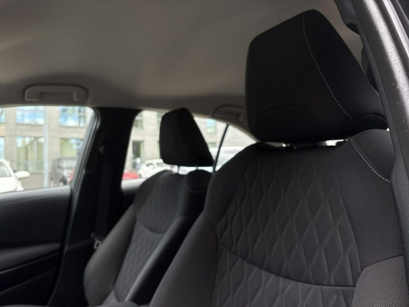 Toyota Corolla 1.8 Hybrid COMFORT TECH, salon Polska, gwarancja, FV23% Seria E16 (2012-)