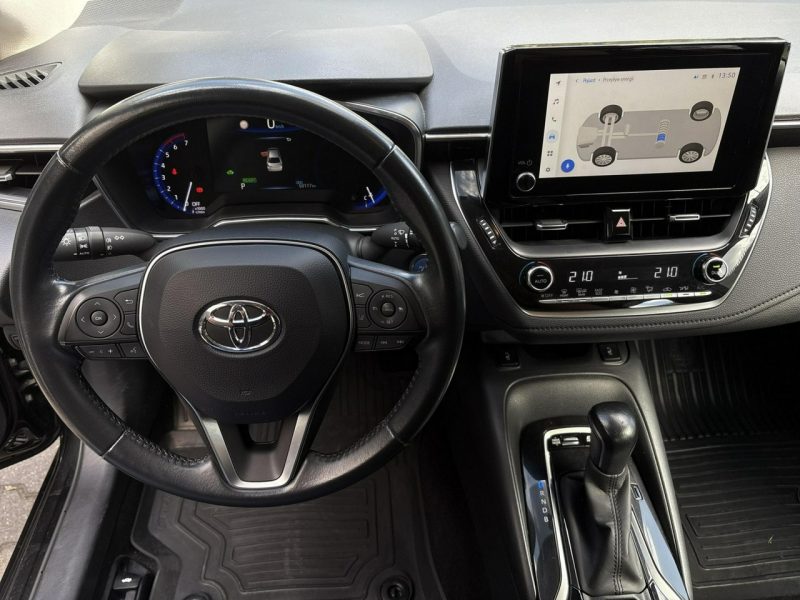 Toyota Corolla 1.8 Hybrid COMFORT TECH, salon Polska, gwarancja, FV23% Seria E16 (2012-)