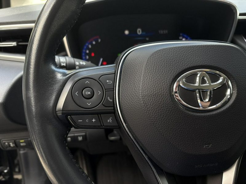 Toyota Corolla 1.8 Hybrid COMFORT TECH, salon Polska, gwarancja, FV23% Seria E16 (2012-)