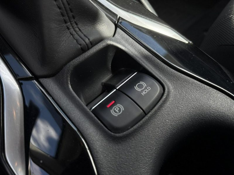 Toyota Corolla 1.8 Hybrid COMFORT TECH, salon Polska, gwarancja, FV23% Seria E16 (2012-)