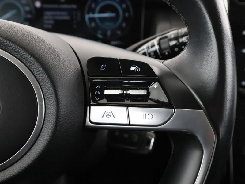 Hyundai Tucson mHEV klima auto kamera i czujniki parkowania virtual cocpit IV (2020-)