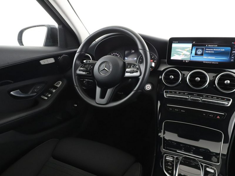 Mercedes C 220 Avantgarde automat 194KM navi grzane fotele kamera LED High Performanc W205 (2014-2021)