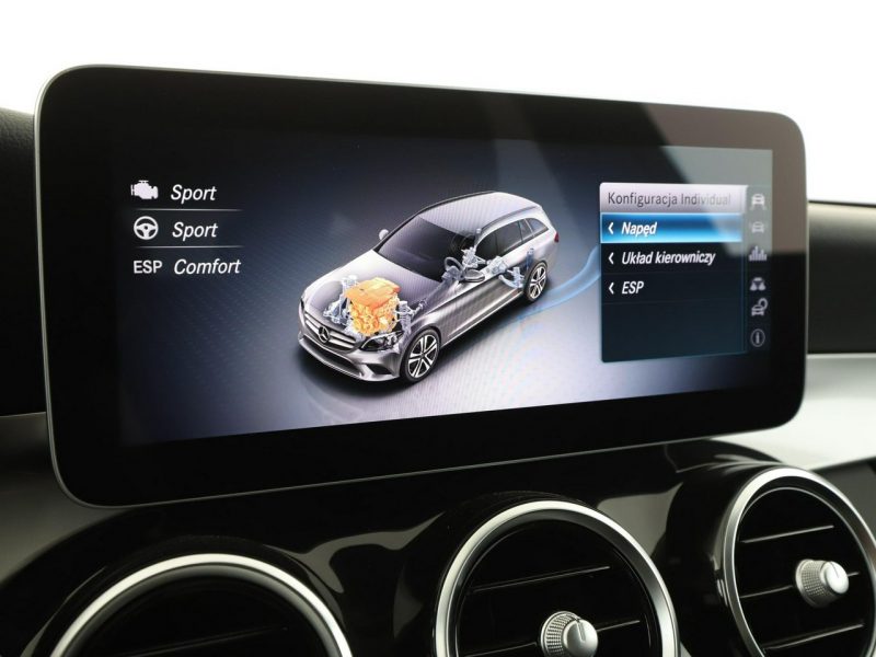 Mercedes C 220 Avantgarde automat 194KM navi grzane fotele kamera LED High Performanc W205 (2014-2021)