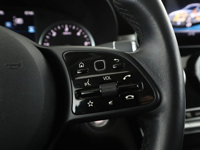 Mercedes C 220 Avantgarde automat 194KM navi grzane fotele kamera LED High Performanc W205 (2014-2021)