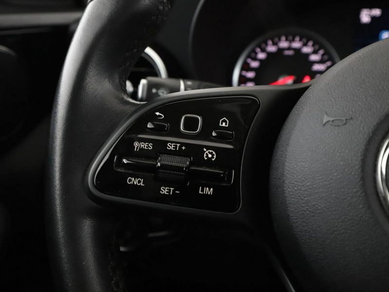 Mercedes C 220 Avantgarde automat 194KM navi grzane fotele kamera LED High Performanc W205 (2014-2021)