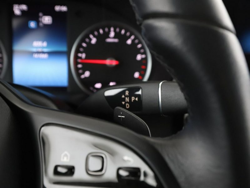 Mercedes C 220 Avantgarde automat 194KM navi grzane fotele kamera LED High Performanc W205 (2014-2021)