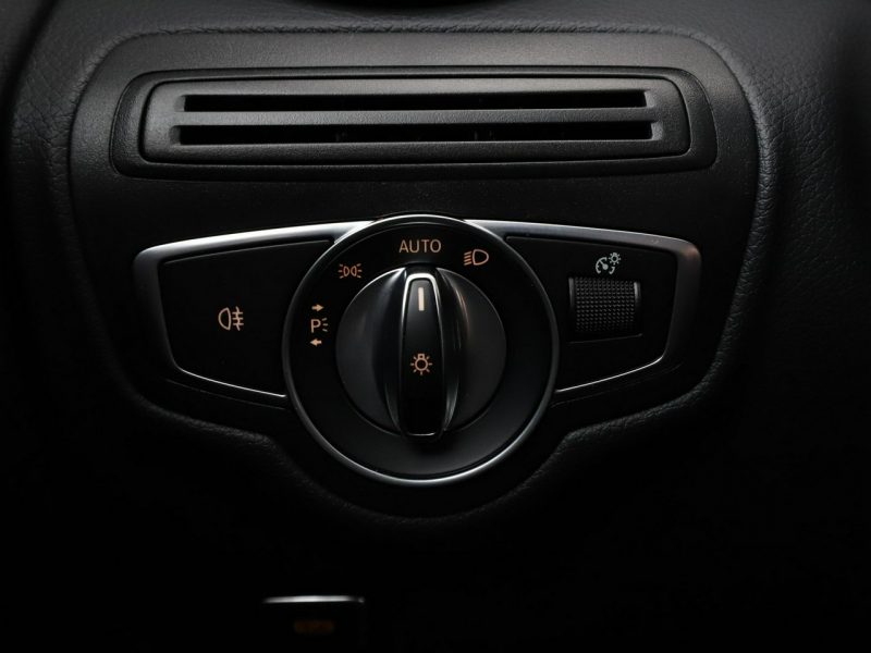 Mercedes C 220 Avantgarde automat 194KM navi grzane fotele kamera LED High Performanc W205 (2014-2021)