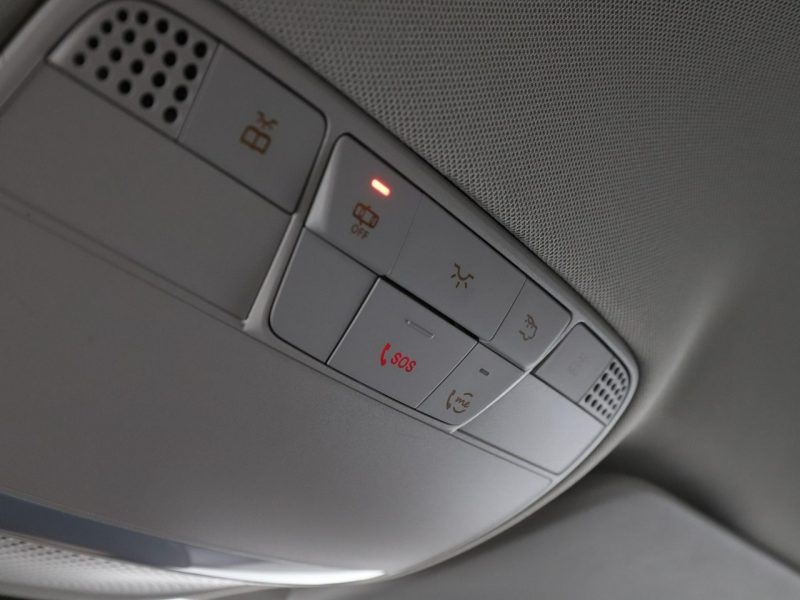 Mercedes C 220 Avantgarde automat 194KM navi grzane fotele kamera LED High Performanc W205 (2014-2021)