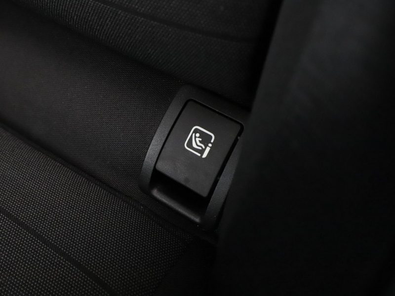 Mercedes C 220 Avantgarde automat 194KM navi grzane fotele kamera LED High Performanc W205 (2014-2021)