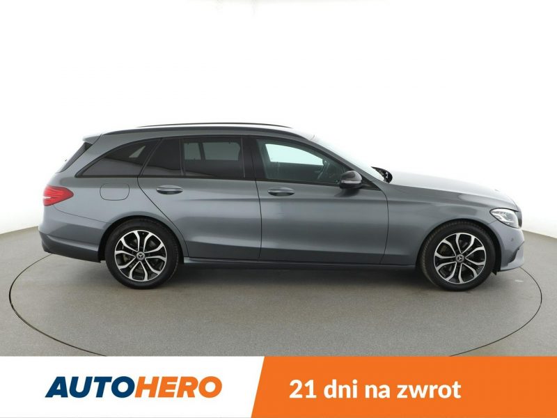 Mercedes C 220 Avantgarde automat 194KM navi grzane fotele kamera LED High Performanc W205 (2014-2021)