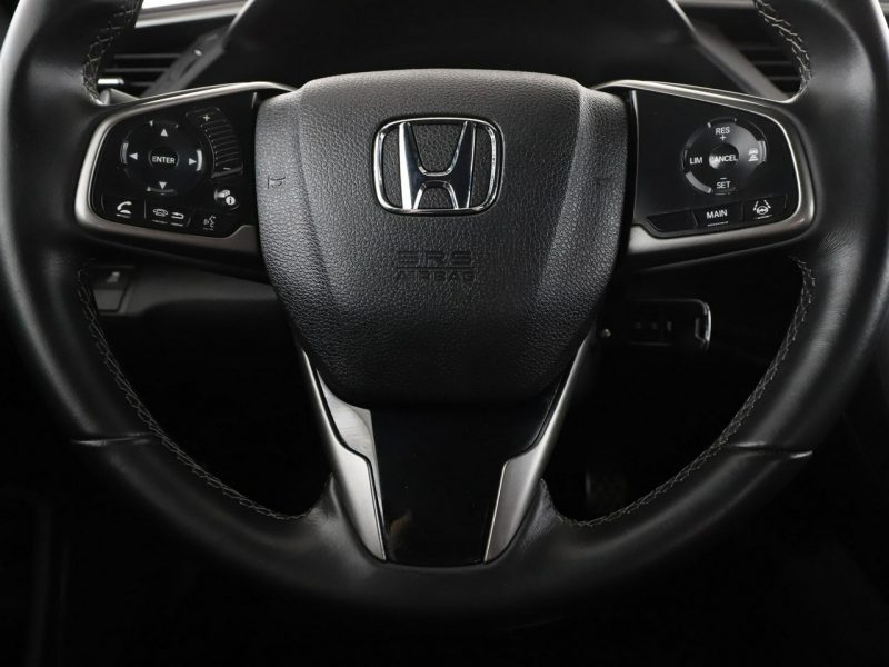 Honda Civic full LED navi virtual cocopit klima auto kamera grzane fotele X (2017-2021)