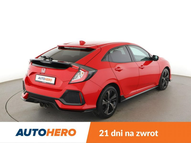 Honda Civic full LED navi virtual cocopit klima auto kamera grzane fotele X (2017-2021)