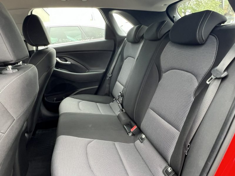 Hyundai i30 1.5T-GDI 160KM 48V 6MT Modern+Display Salon Polska 1 wł. FV23% III (2017-)