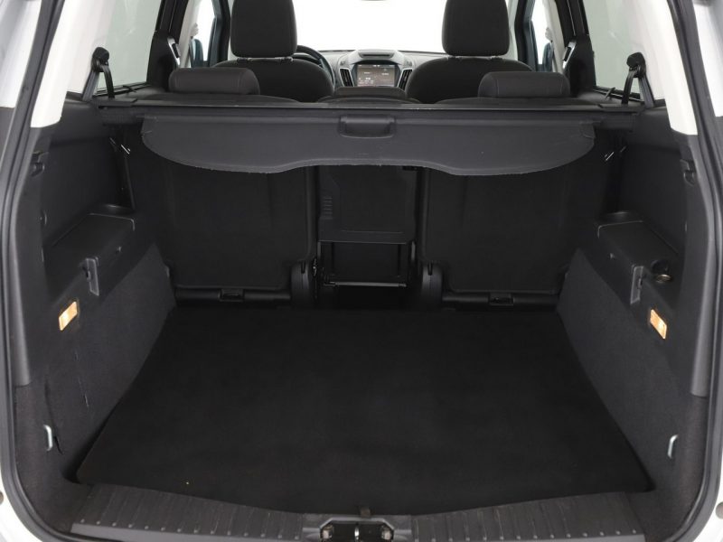 Ford Grand C-MAX bi-xenon navi klima auto kamera i czujniki parkowania grzane fotele
