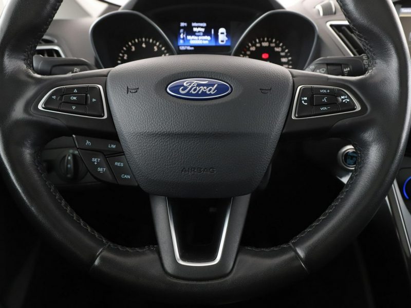Ford Grand C-MAX bi-xenon navi klima auto kamera i czujniki parkowania grzane fotele