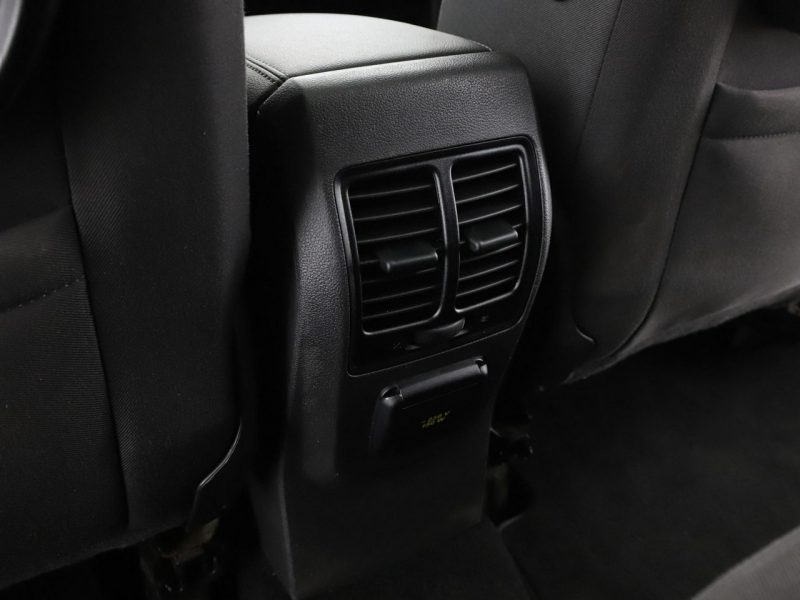 Ford Grand C-MAX bi-xenon navi klima auto kamera i czujniki parkowania grzane fotele