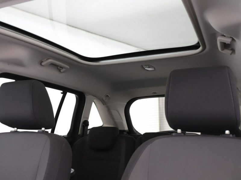 Ford Grand C-MAX bi-xenon navi klima auto kamera i czujniki parkowania grzane fotele