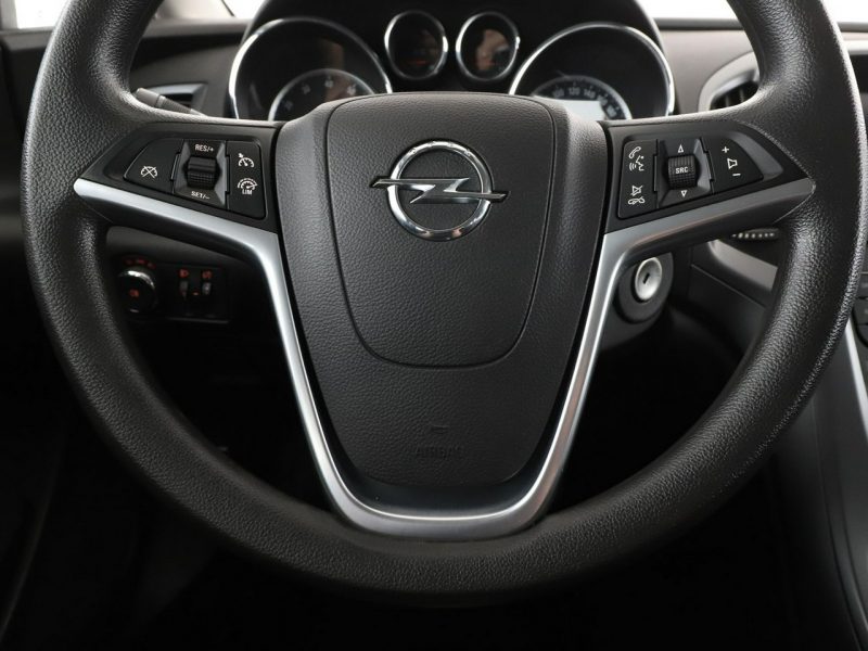 Opel Astra klimatyzacja multufunkcja bluetooth K (2015-2021)